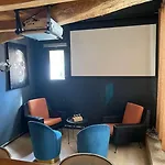 Entre Amis Famille Proche Toulouse 10 Pers, Jacuzzi Piscine Bar Вилла