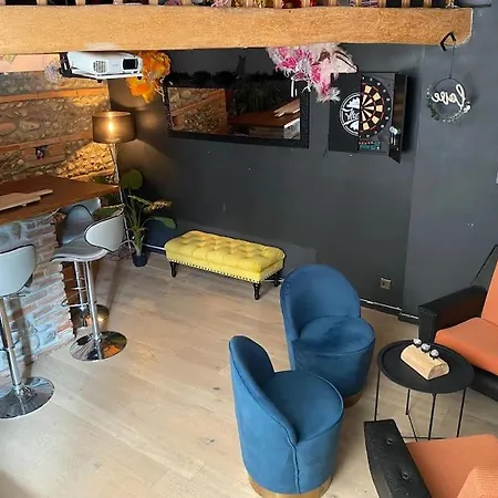 Superbe De 200 M2 10 Pers Piscine Jacuzzi Proche De Toulouse *