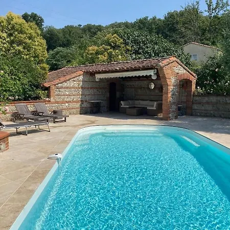 Superbe De 200 M2 10 Pers Piscine Jacuzzi Proche De Toulouse Lagrace-Dieu