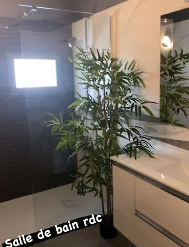 Maison Experience Proche Toulouse 10 Pers, Ambiance Unique Jacuzzi Piscine Bar Villa Lagrace-Dieu