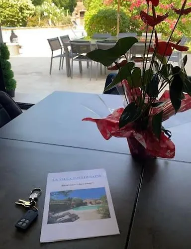 Villa Maison Experience Proche Toulouse 10 Pers, Ambiance Unique Jacuzzi Piscine Bar Lagrace-Dieu