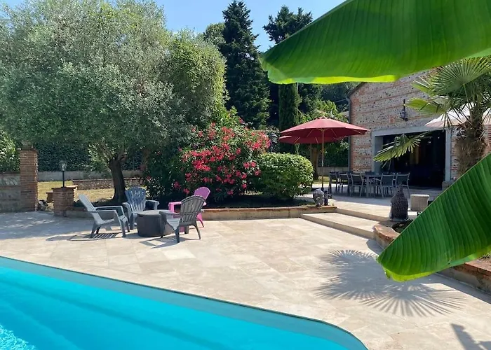Villa Toulousaine De 200 M2 10 Pers Piscine Jacuzzi Proche De Toulouse *